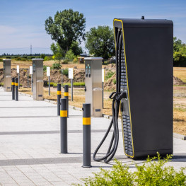 Nowy Citroën C3 Hybrid: Komfortowa Rewolucja w Japonii